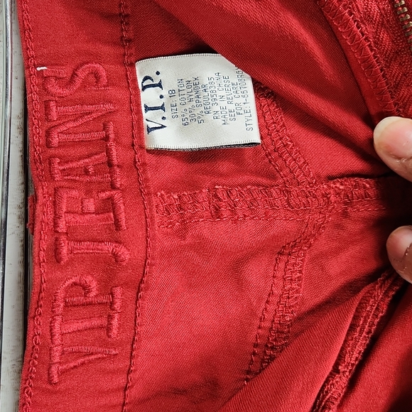 NWOT, VIP, women's Red pants, stretchy fabric, Size 18 - Picture 7 of 9